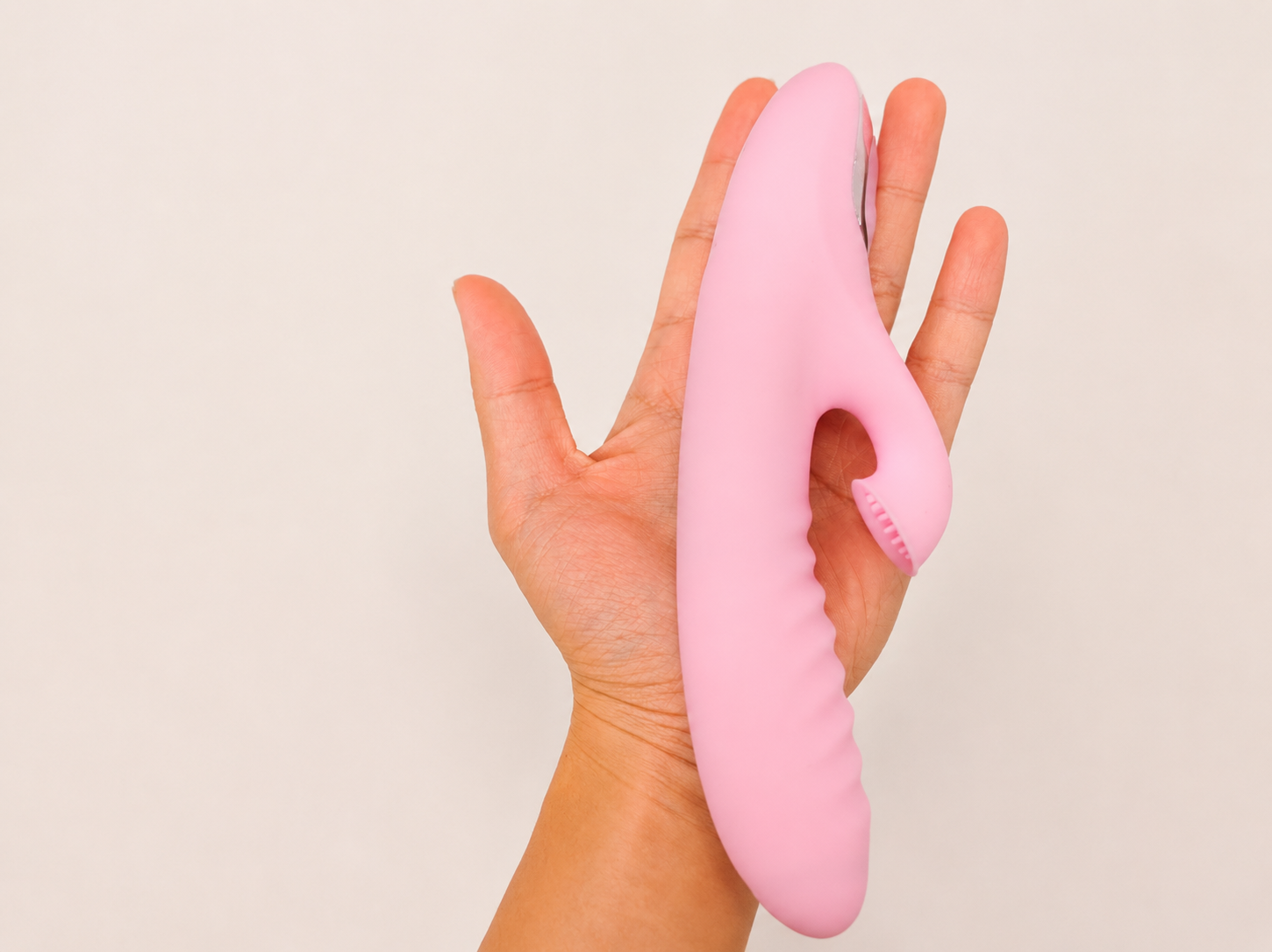 Common Clitoral Stimulation Mistakes: What to Avoid for More Comfort and Pleasure