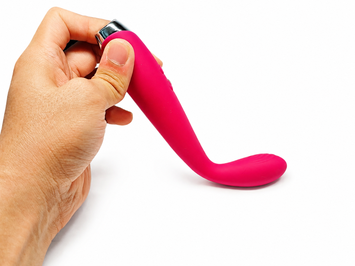 Erotic Hypnosis 101: What Is It, How Does It Work & Is It Safe?