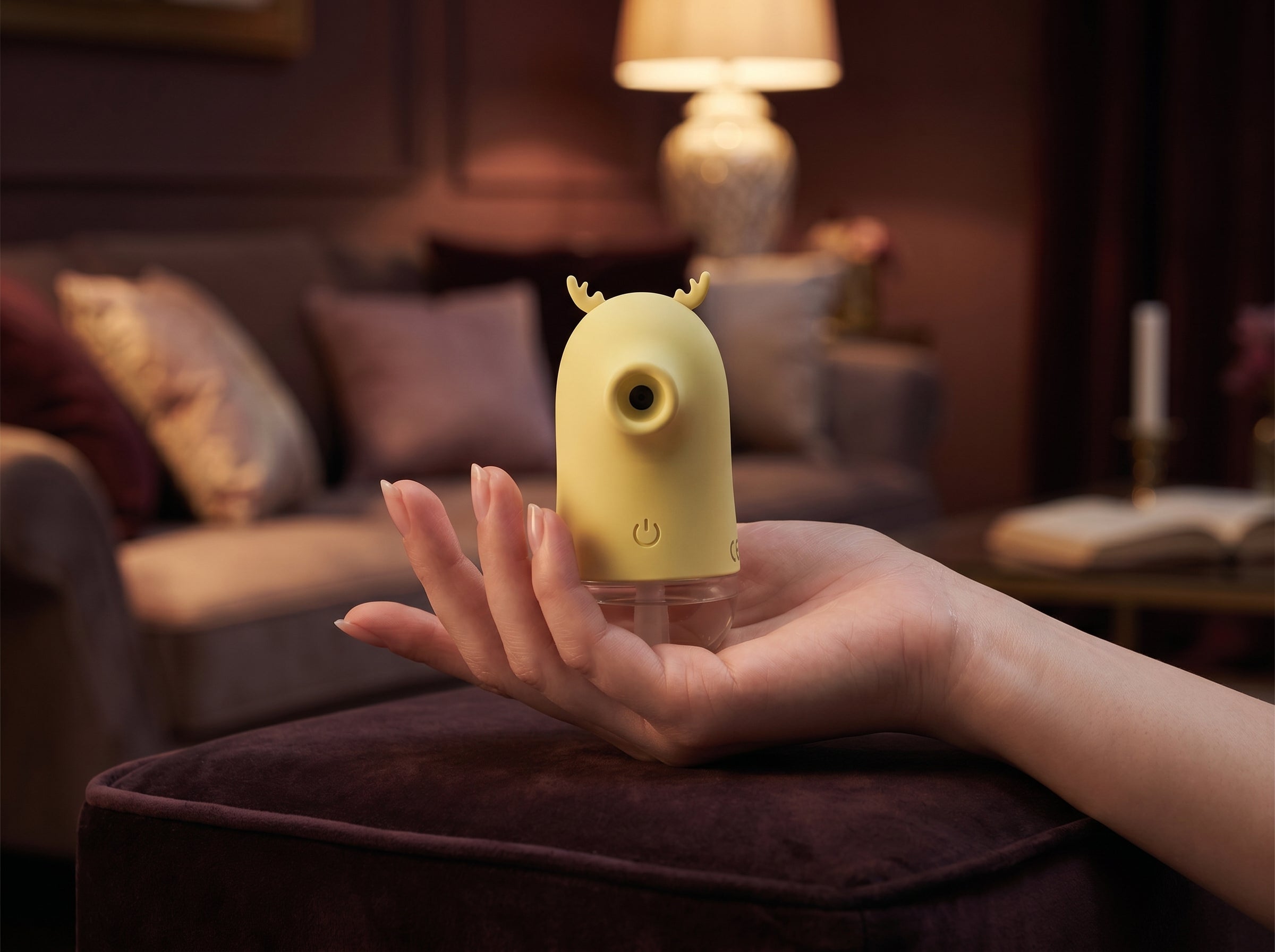 Clitoral Suction Toy vs Vibrator: What's the Difference?